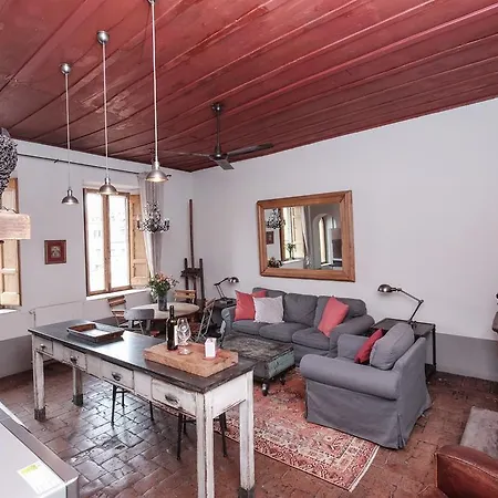 Piazza Navona Artist Loft Rome