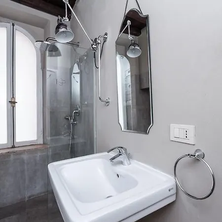 Piazza Navona Artist Loft * Rome